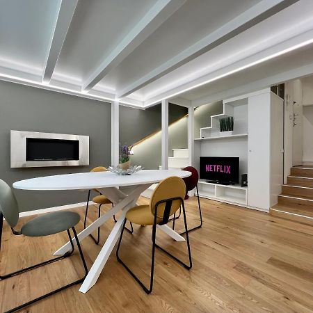 Appartamento Central Luxe Haven Milano Esterno foto