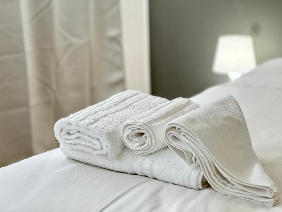 Appartamento Central Luxe Haven Milano Esterno foto