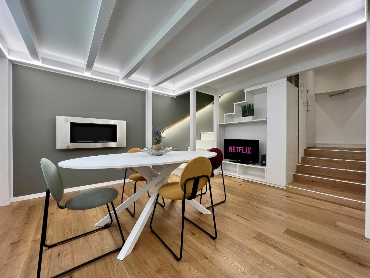 Appartamento Central Luxe Haven Milano Esterno foto
